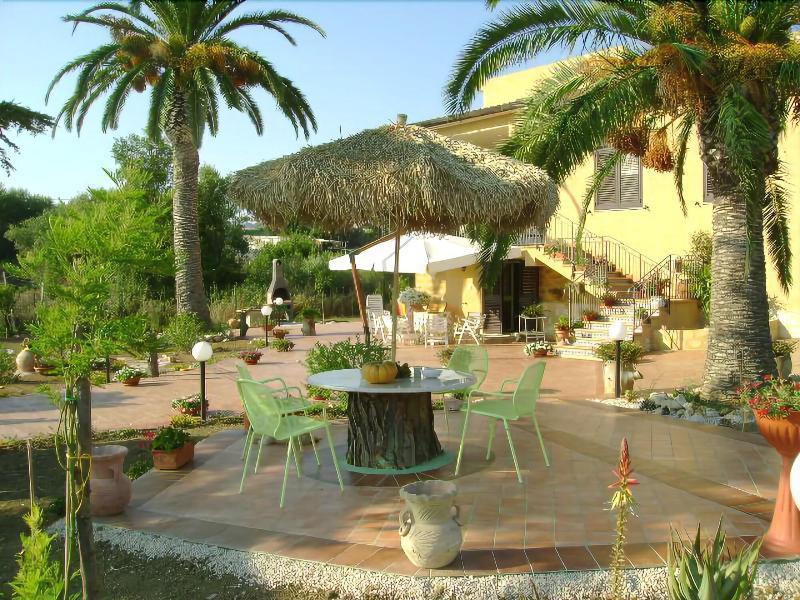 Villa Dei Giardini San Leone Exterior photo